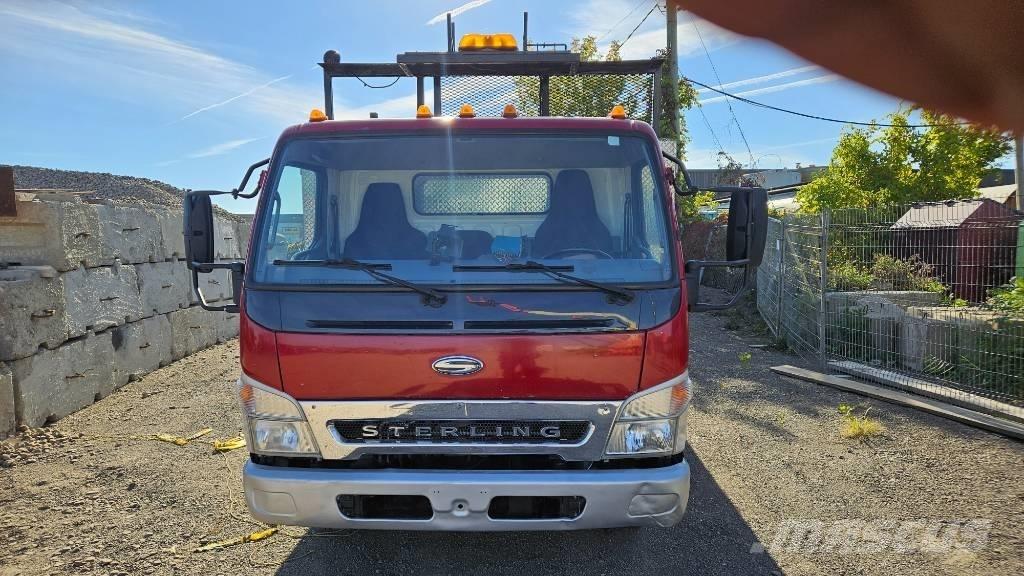 Sterling FE 85 D Platós / Ponyvás teherautók