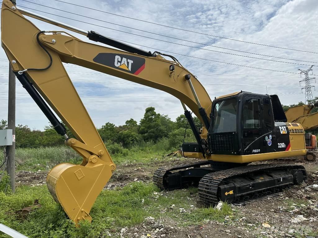CAT 320 D Lánctalpas kotrók