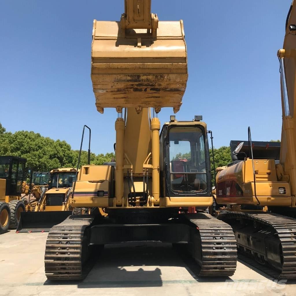 CAT 330 D Lánctalpas kotrók