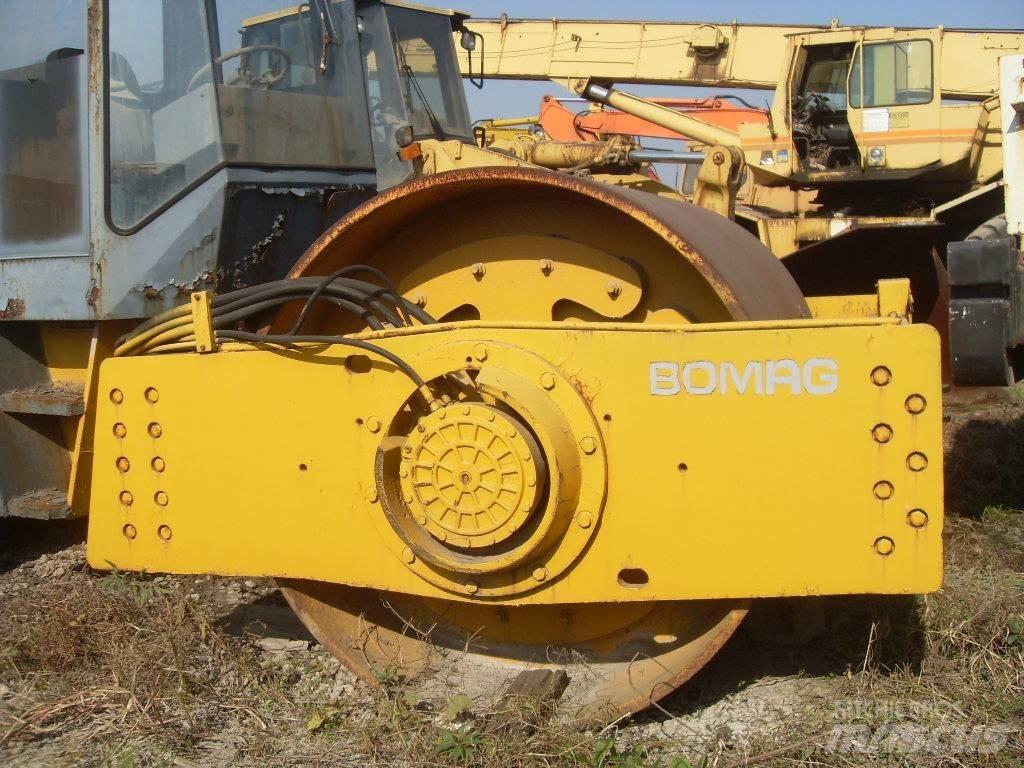 Bomag 217D Egydobos hengerek