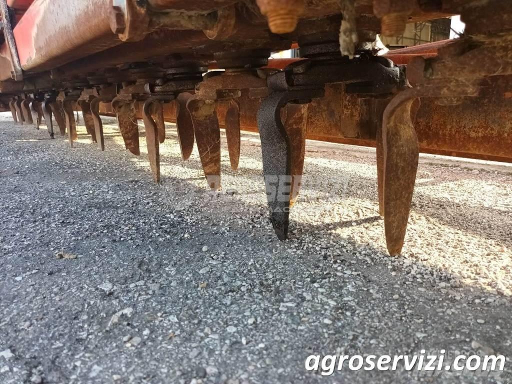 Maschio Aquila 5000 Kardánhajtású ekék és Forgó-boronák