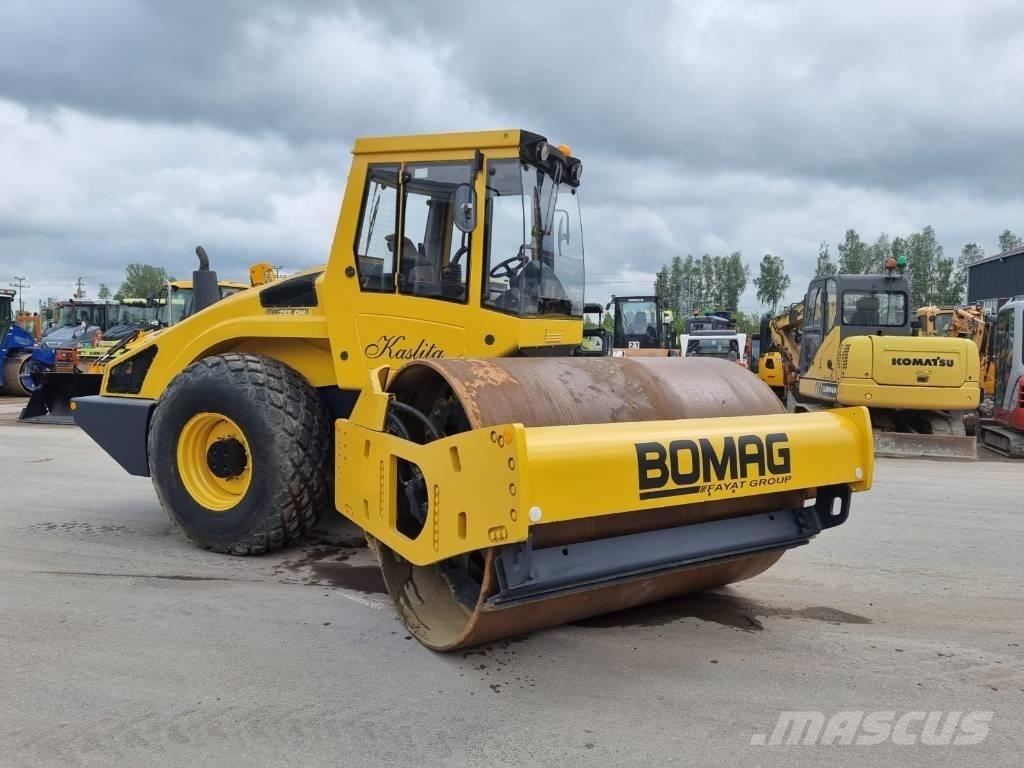 Bomag BW 213 D H-4 Egydobos hengerek