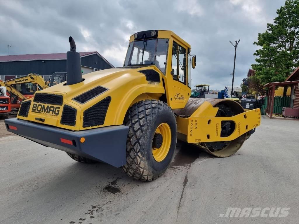 Bomag BW 213 D H-4 Egydobos hengerek