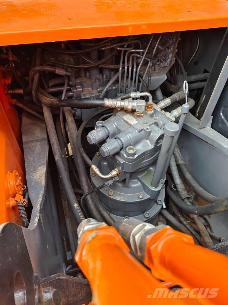 Hitachi ZX 130 LC Lánctalpas kotrók