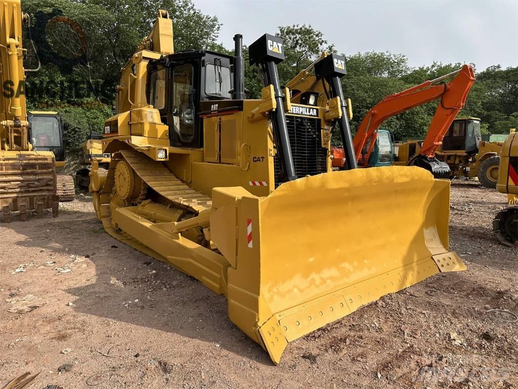CAT D 7 R lánctalpas dózerek