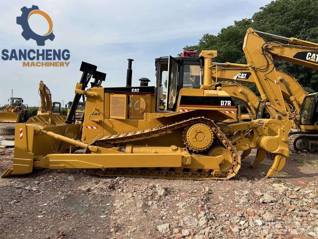 CAT D 7 R lánctalpas dózerek