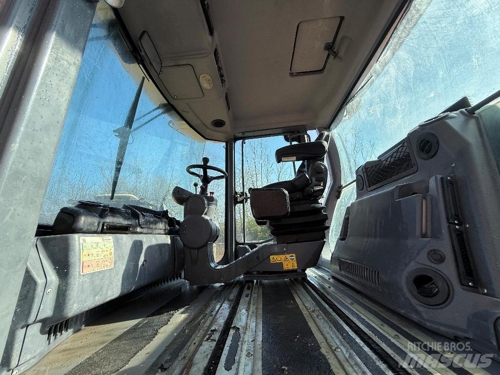 Hamm GRW 180i Pneumatikus kerekes hengerek