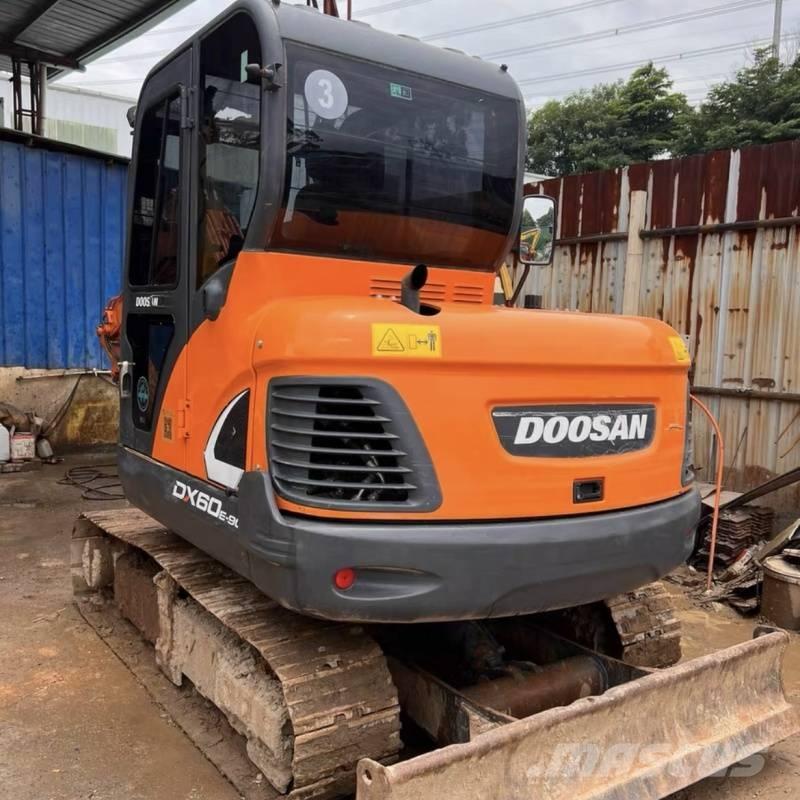 Doosan 60-9c Lánctalpas kotrók