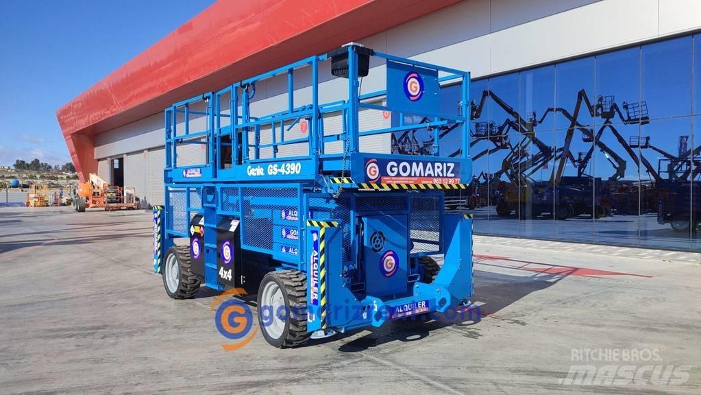 Genie GS 4390 RT Ollós emelők