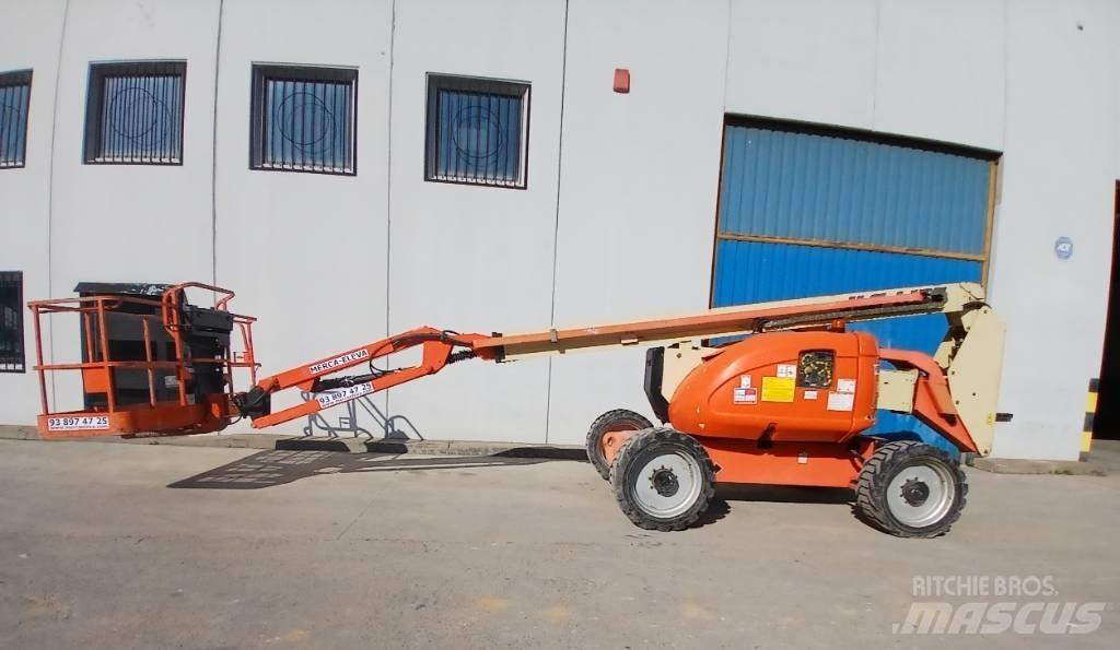 JLG 600 AJ Karos emelők
