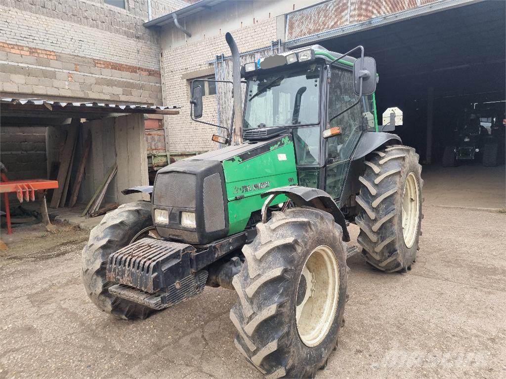 Valtra Valmet 900 Traktorok