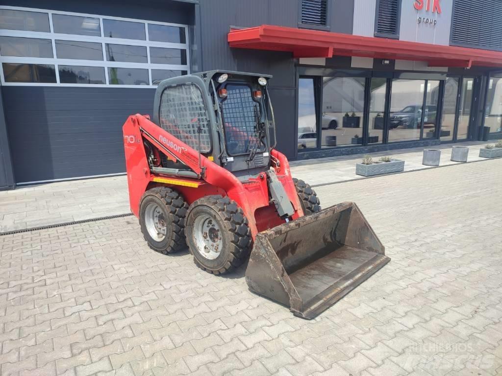 Neuson 701 S Kompaktrakodók