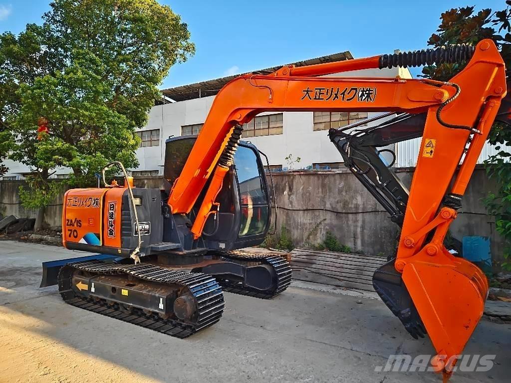 Hitachi ZX 70 Közepes (midi) kotrók 7 t - 12 t