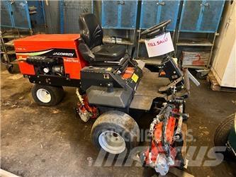 Jacobsen T-PLEX185 Ráülős fűnyírók
