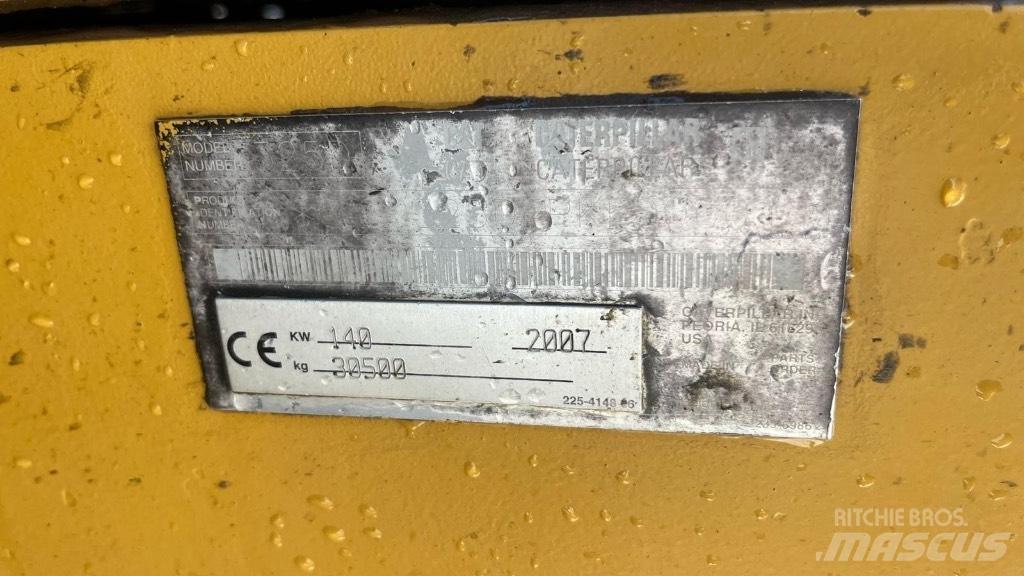 CAT 325DLN Lánctalpas kotrók