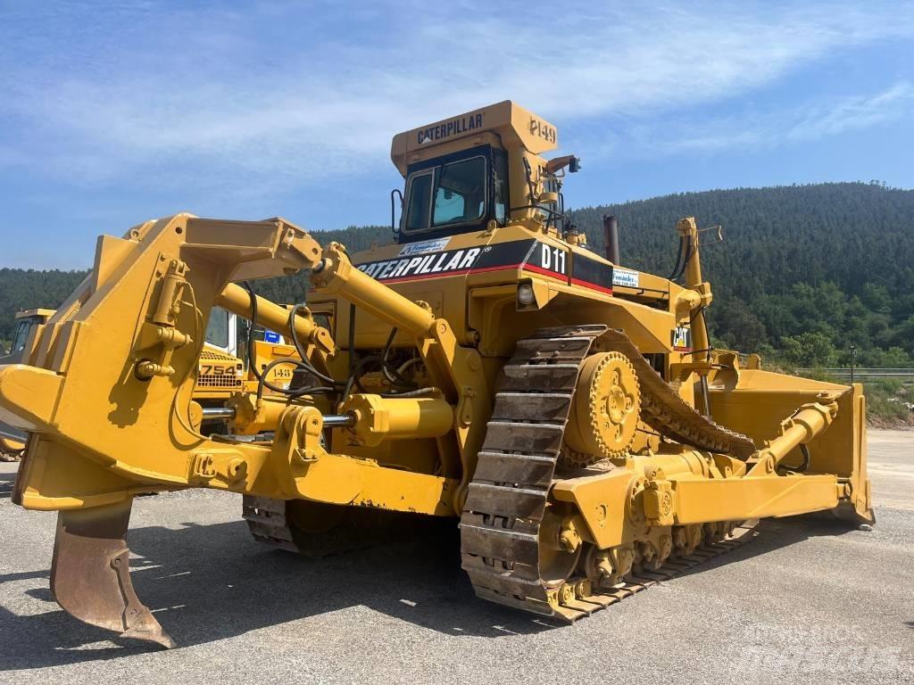CAT D 10 lánctalpas dózerek