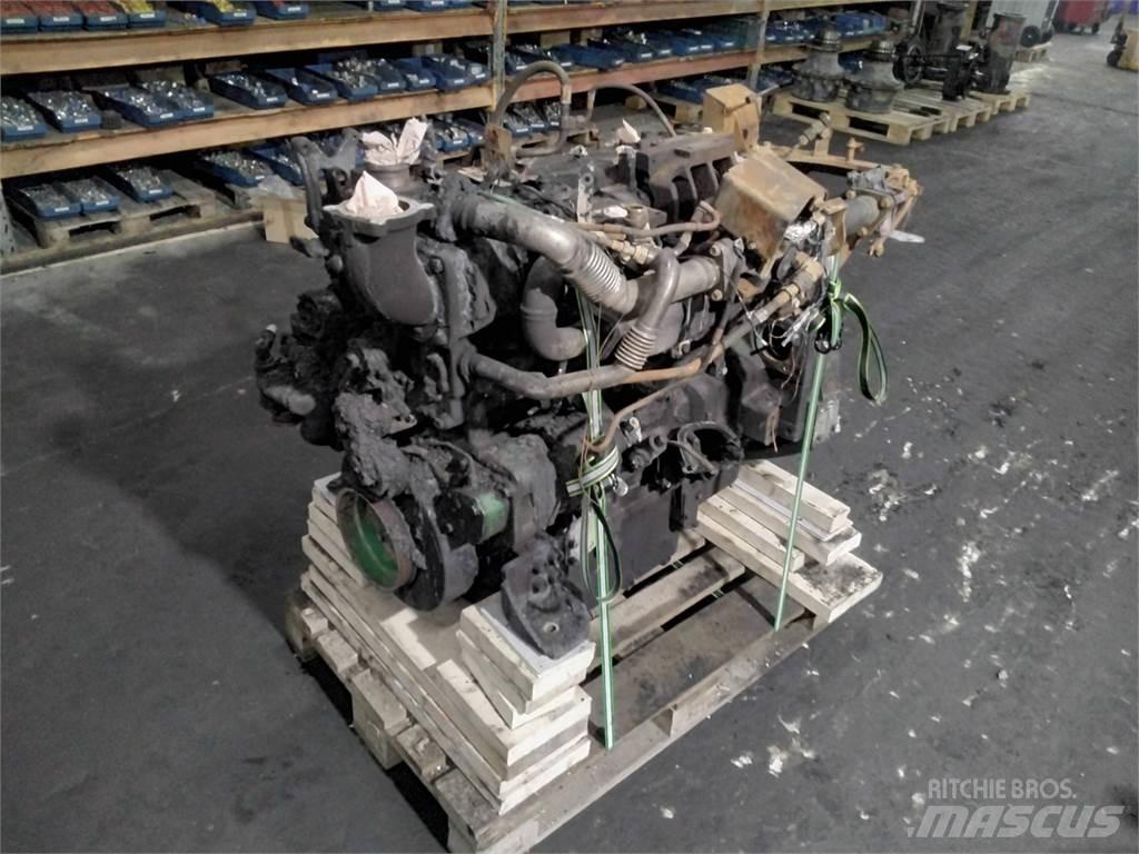 John Deere 1270g Motorok