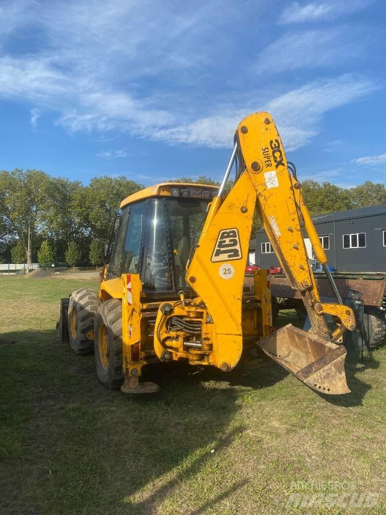 JCB 3 CX Super Kotrórakodók