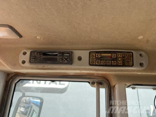 Hyundai HL 760-7 Gumikerekes homlokrakodók