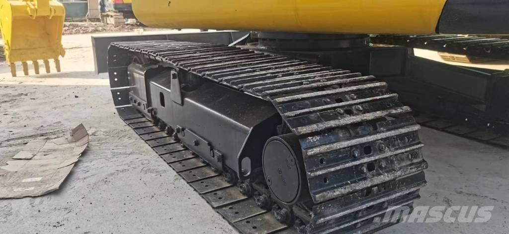 Komatsu 56-7 Lánctalpas kotrók