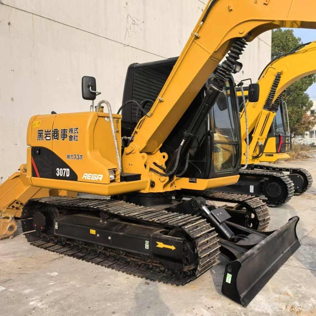 CAT 307 D Mini kotrók < 7t