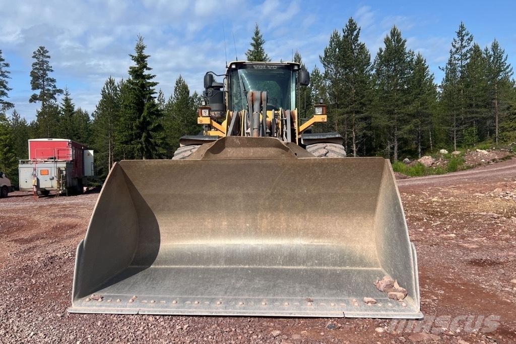 Volvo L 180 G Gumikerekes homlokrakodók