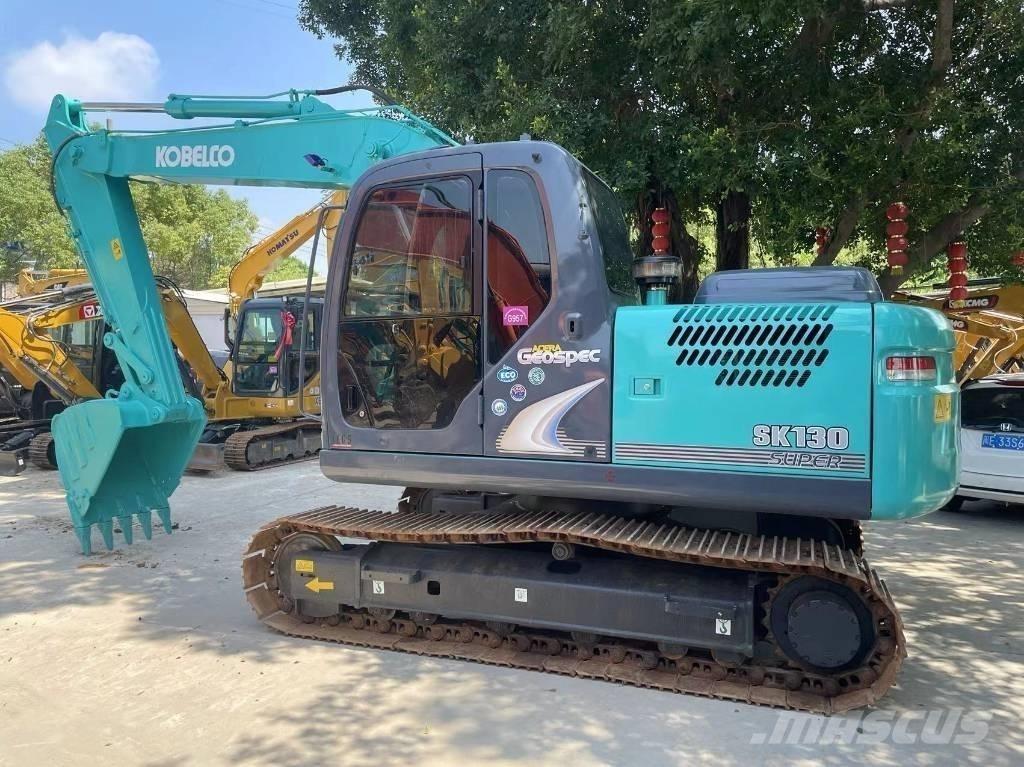 Kobelco SK130-8 Közepes (midi) kotrók 7 t - 12 t