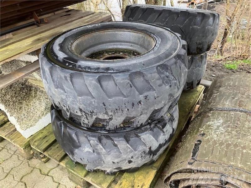  - - - GALAXY Gumiabroncsok, kerekek és felnik