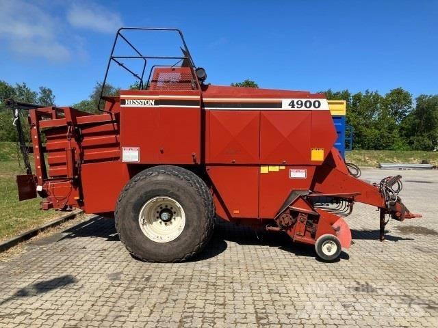Hesston 4900 Szögletes bálázók