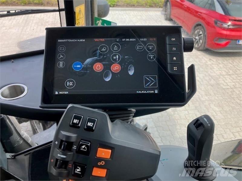 Valtra S394 Traktorok