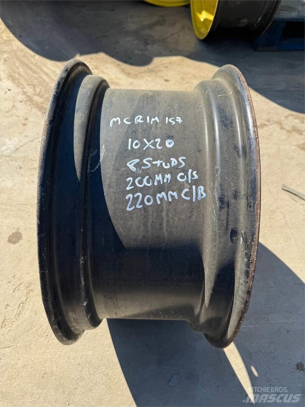 John Deere 10x20 Gumiabroncsok, kerekek és felnik