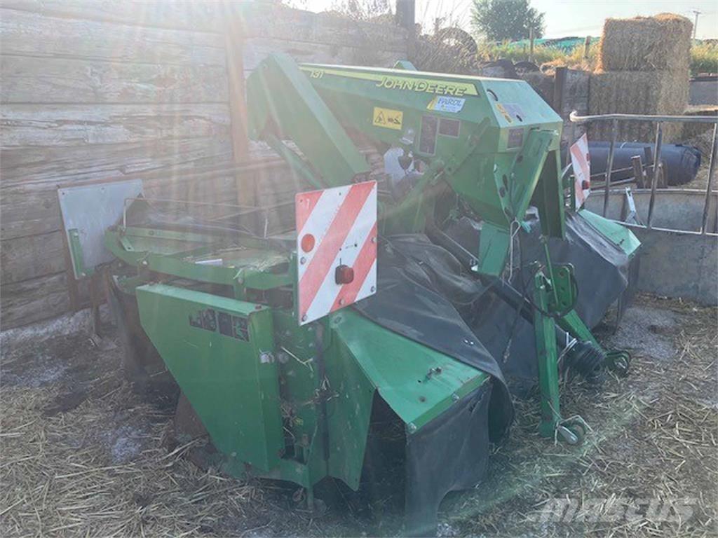 John Deere 131 Egyéb szálastakarmányozási gépek