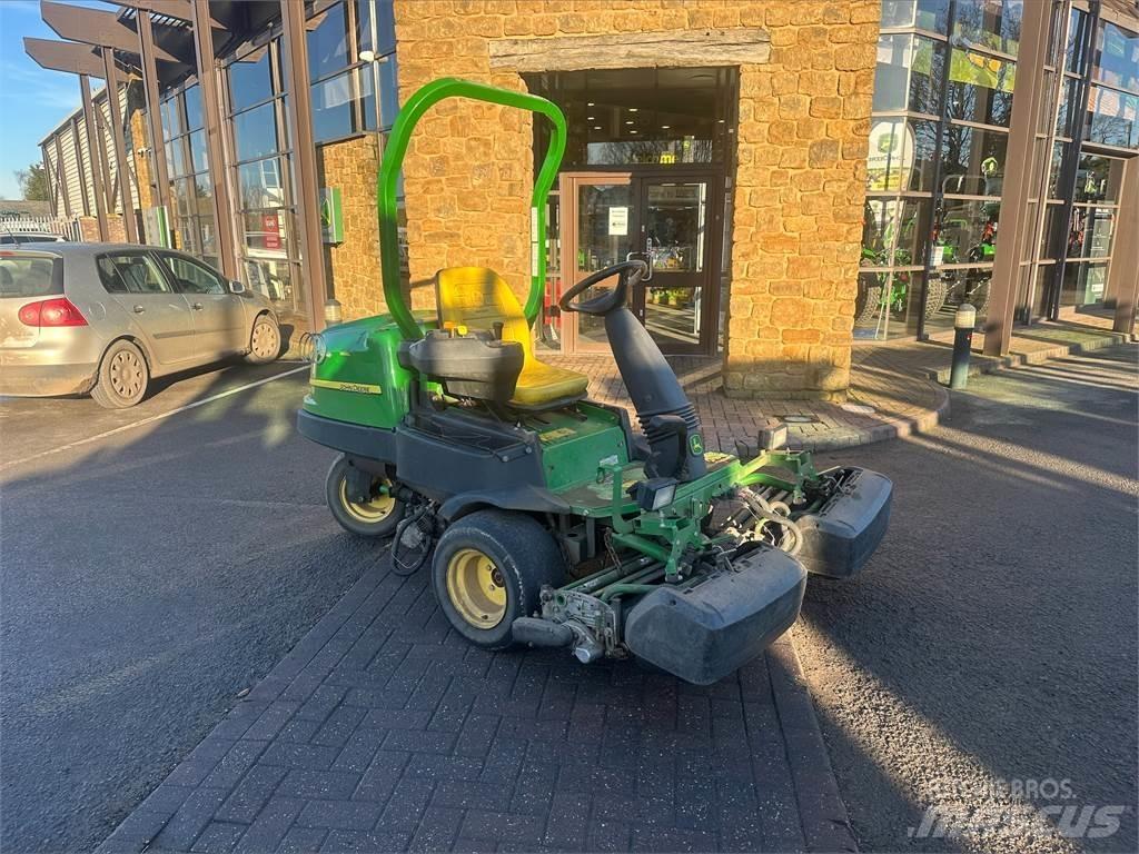 John Deere 2500EH Tolókaros fűnyírók