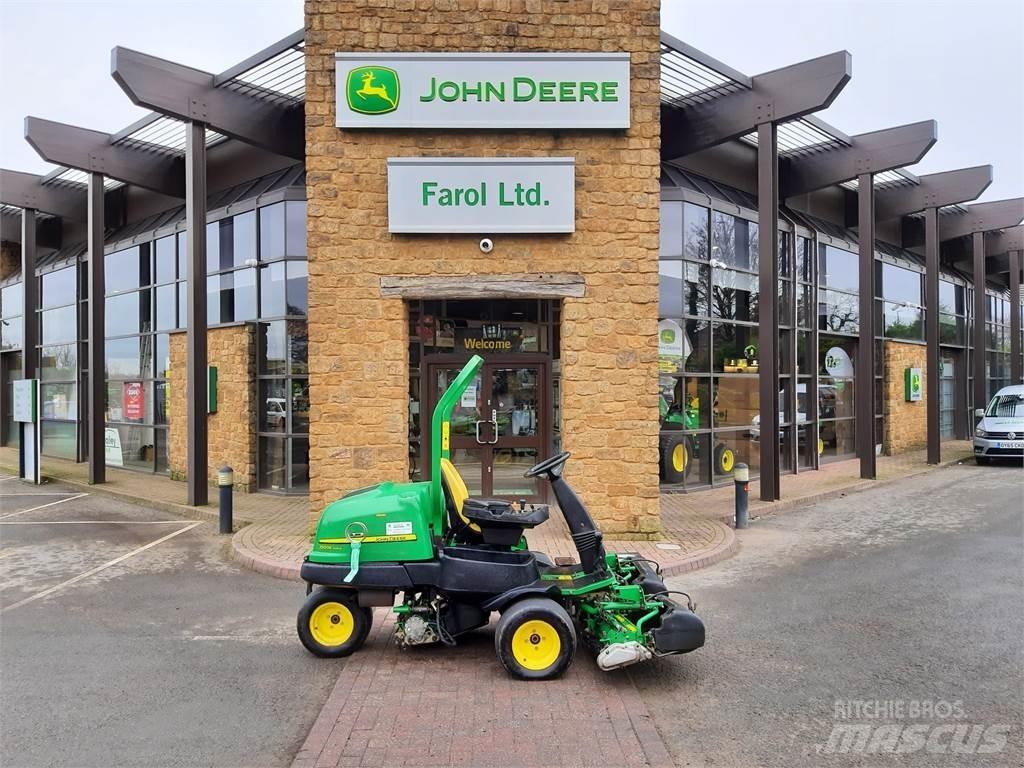 John Deere 2500EH Tolókaros fűnyírók