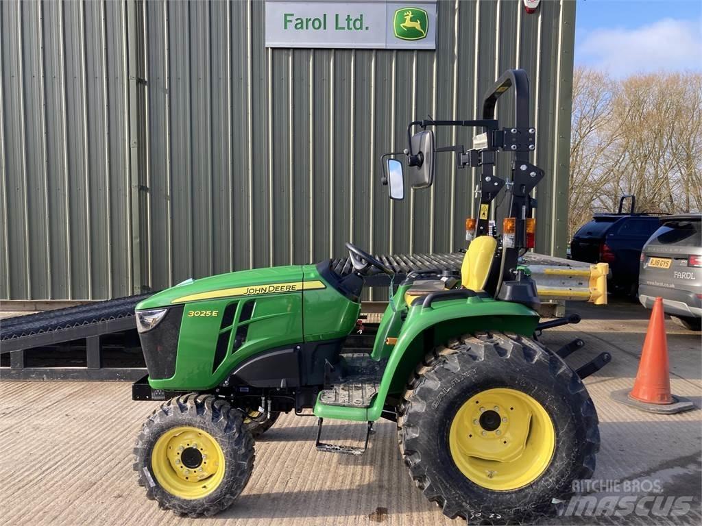 John Deere 3025E Kompakt traktorok