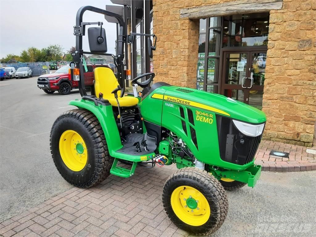 John Deere 3046R Kompakt traktorok