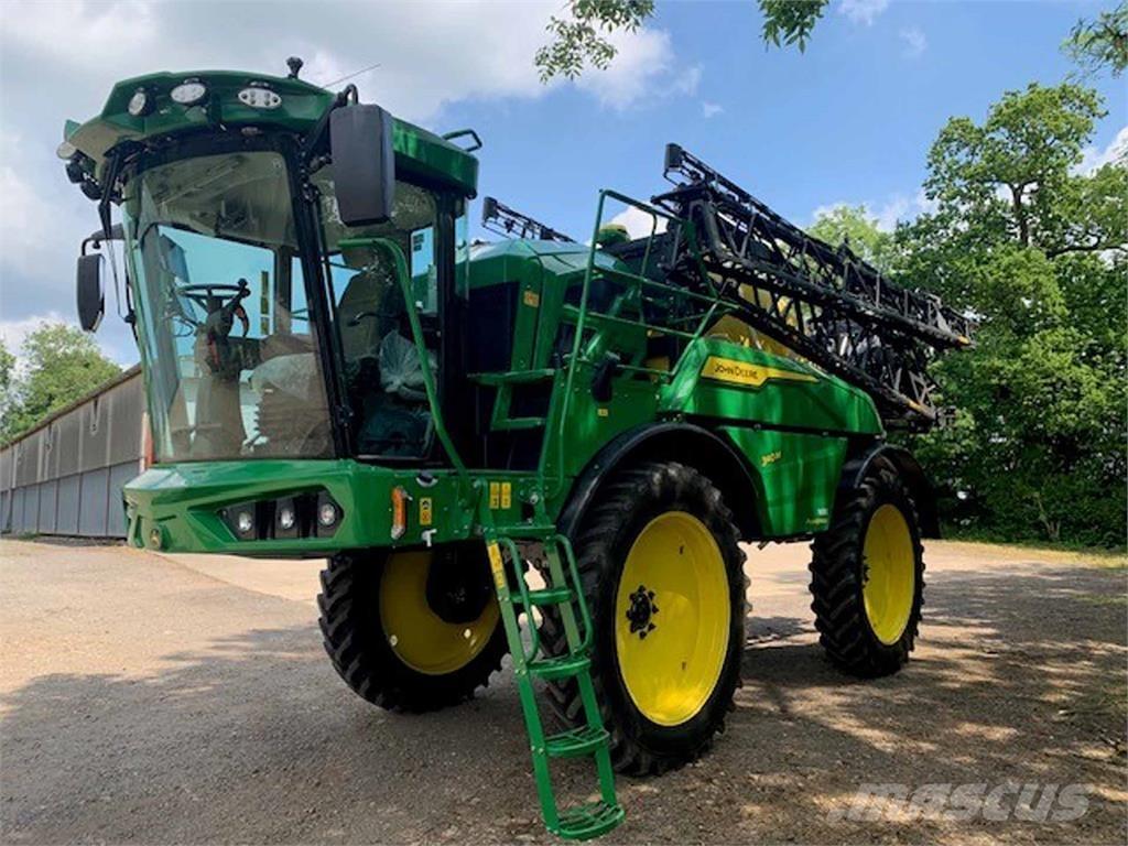 John Deere 340M Önjáró trágyaszórók
