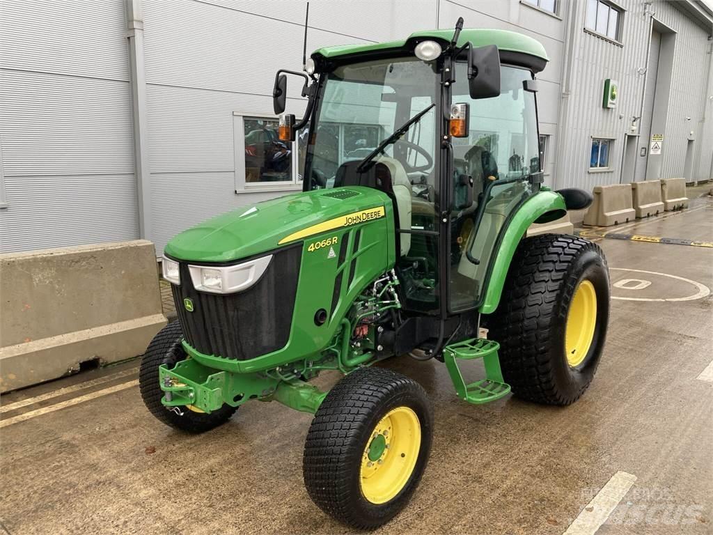 John Deere 4066R Kompakt traktorok