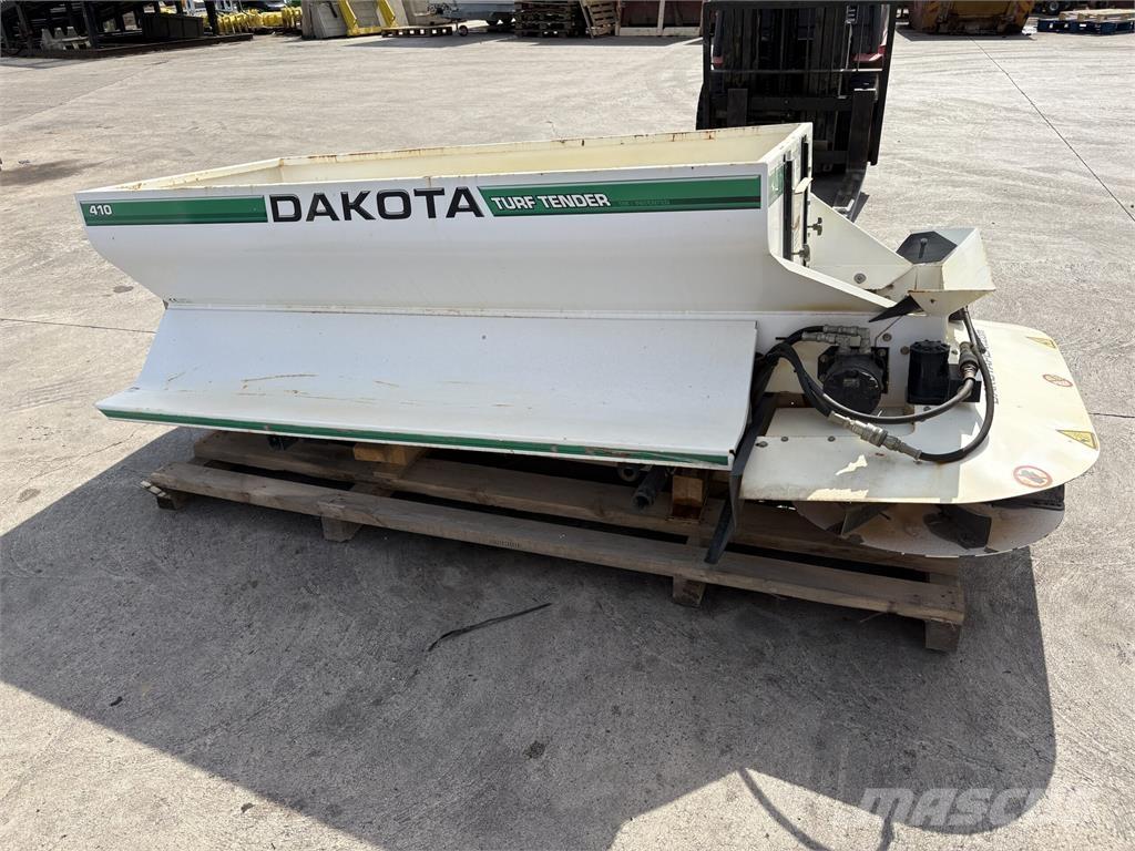 John Deere 410 Egyéb kommunális gépek