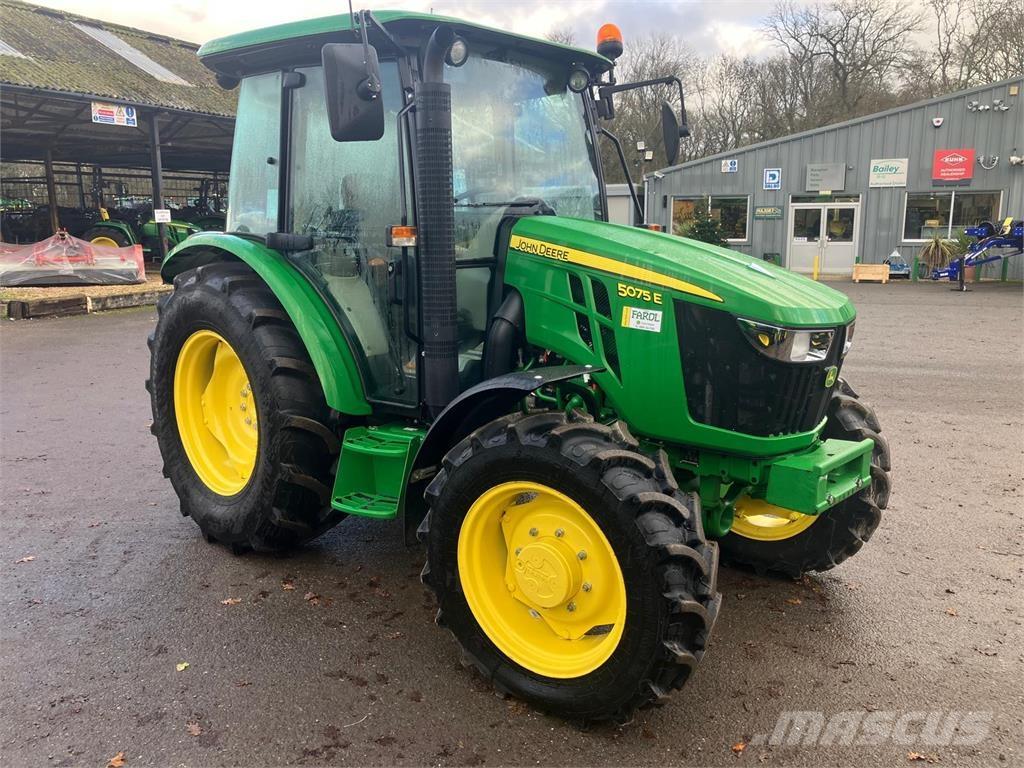 John Deere 5075E Traktorok