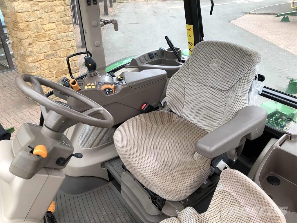 John Deere 5100R Traktorok