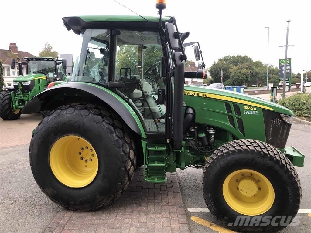 John Deere 5100R Traktorok