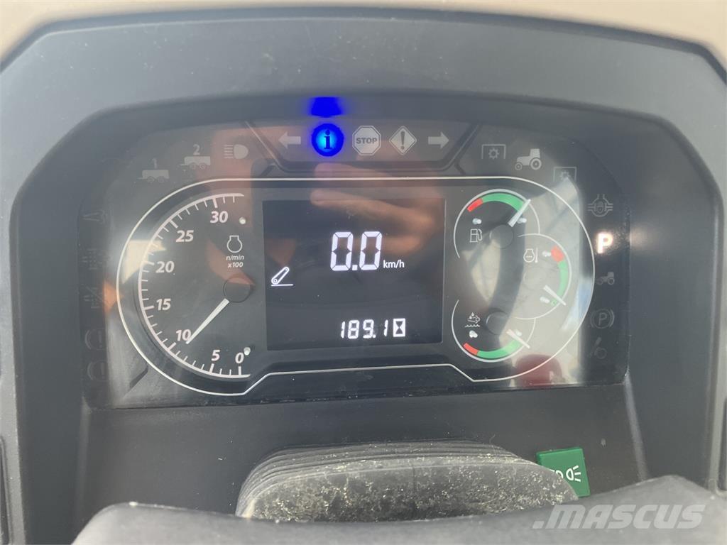 John Deere 5115M Traktorok