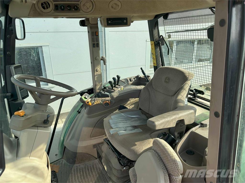 John Deere 5125R Traktorok