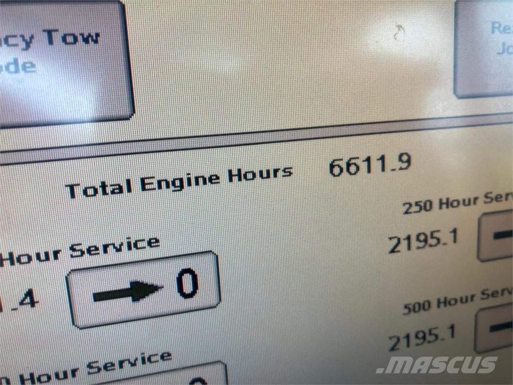 John Deere 5430i Önjáró trágyaszórók