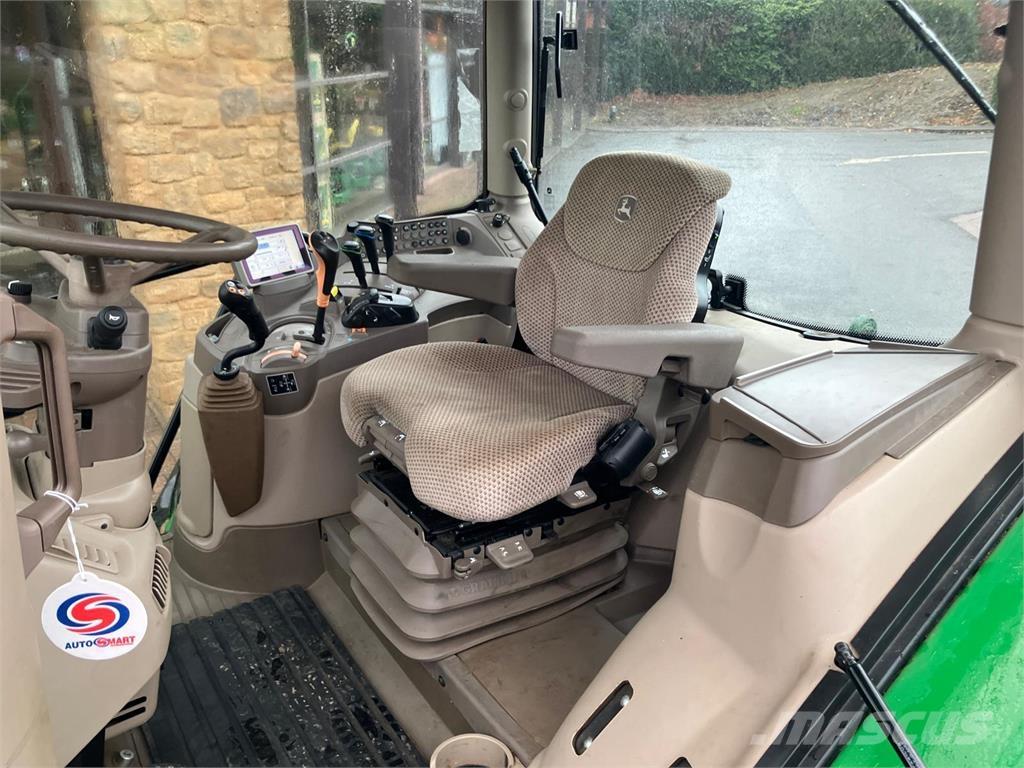 John Deere 6125R Traktorok