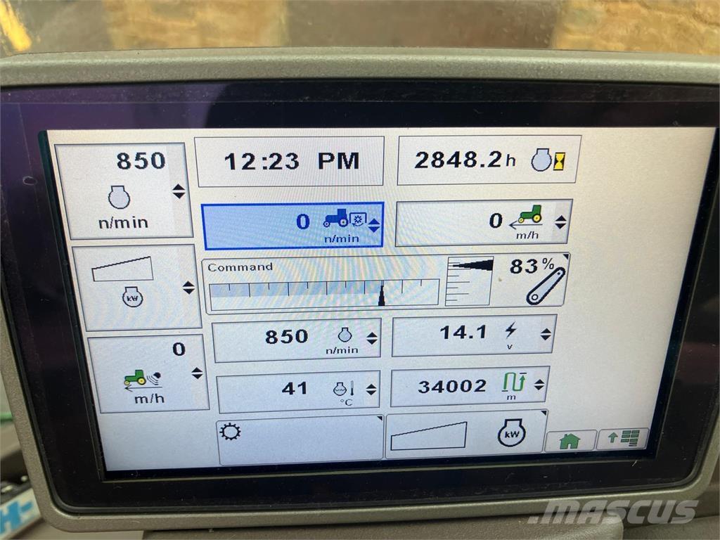 John Deere 6125R Traktorok