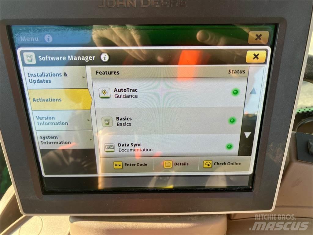 John Deere 6135R Traktorok