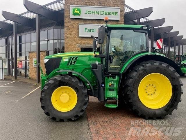 John Deere 6215R Traktorok