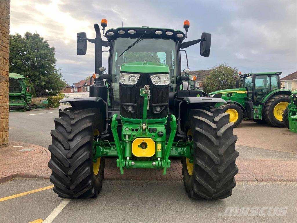 John Deere 6215R Traktorok